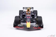 Red Bull RB18 - Sergio Perez (2022), Vítěz Singapur, 1:18 Minichamps