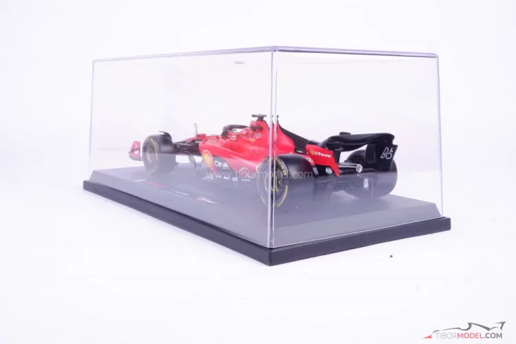 Showcase for the F1 model cars from Bburago, scale 1:18