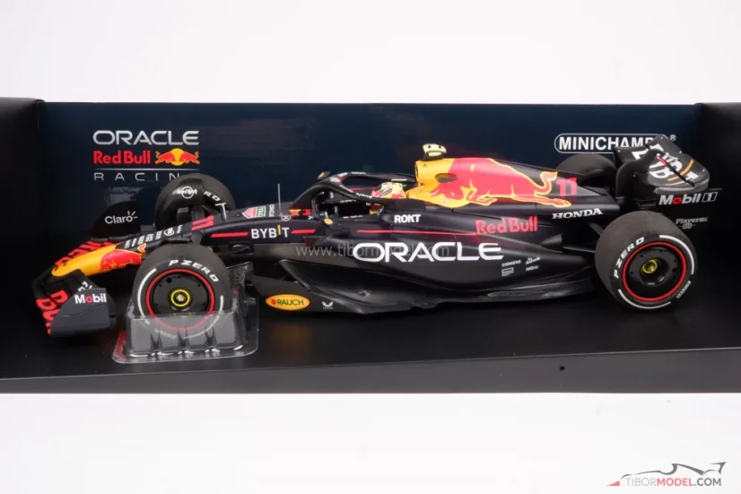 Red Bull RB19 - Sergio Perez (2023), Víťaz Saudská Arábia, 1:18 Minichamps
