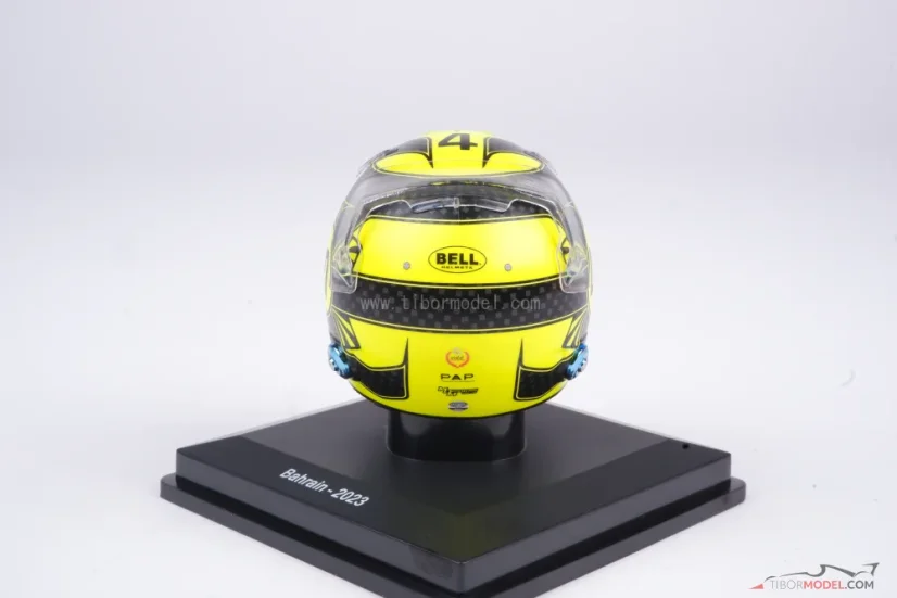 Lando Norris 2023 mini prilba, McLaren, 1:5 Spark