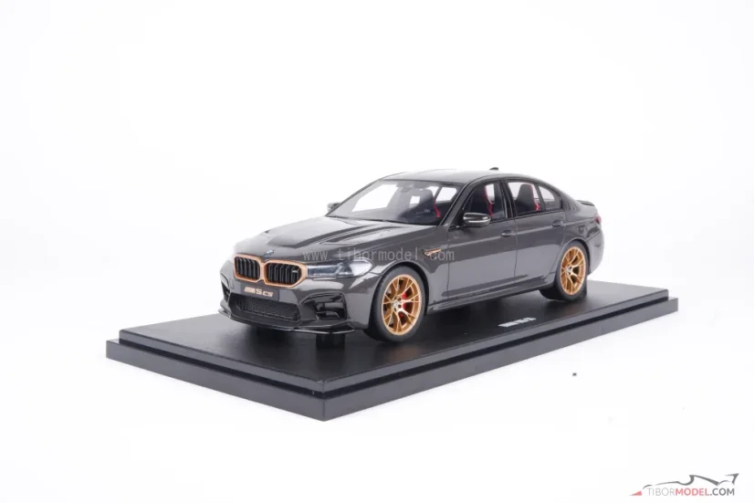 BMW M5 CS F90 (2021) šedé, 1:18 GT Spirit