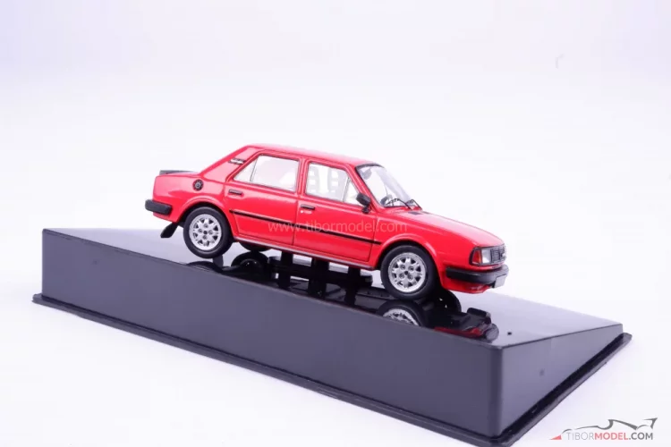 Škoda 130L červená (1988), 1:43 Ixo