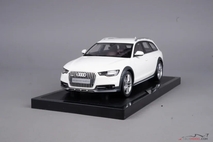 Audi C7 All Road (2005) fehér, 1:18 Ottomobile