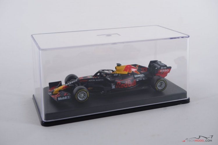 Showcase for the 1:43 scale model cars, Triple9