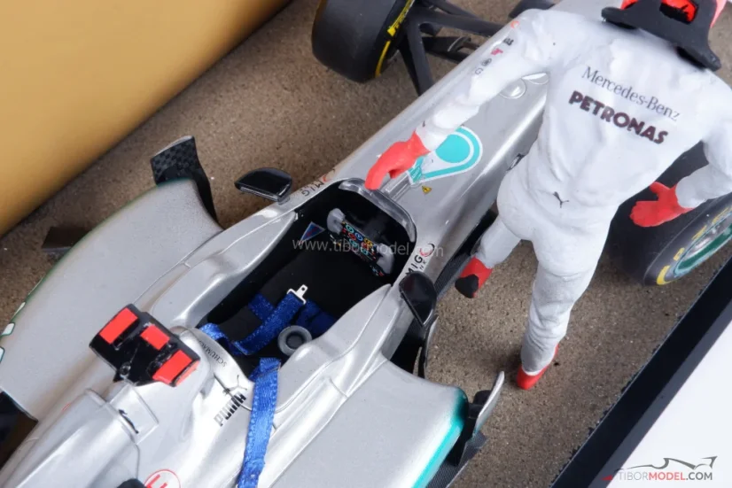 Dioráma Mercedes W03 - M. Schumacher baleset 2012 Szingapúr, 1:18
