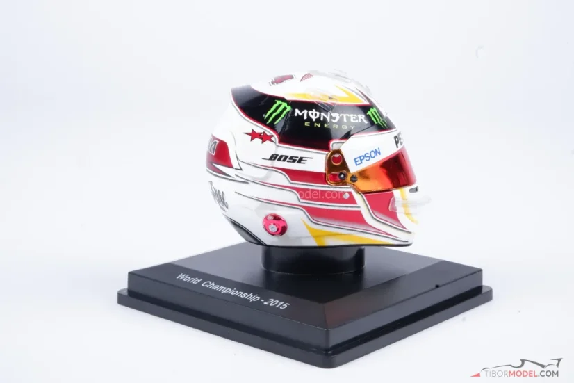 Lewis Hamilton 2015 World Champion, Mercedes helmet, 1:5 Spark