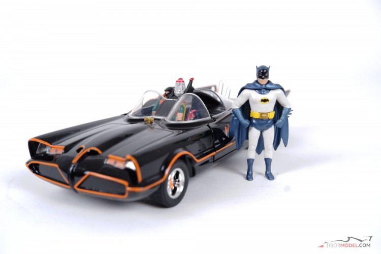 Batmobil Batman figurával (a Batman c. sorozatból), 1:24 Jada