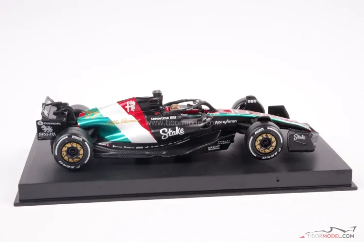 Alfa Romeo C43 - Valtteri Bottas (2023), VC Itálie, 1:43 BBurago Signature