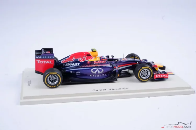 Red Bull RB10 - Daniel Ricciardo (2014), Winner Belgian GP, 1:43 Spark