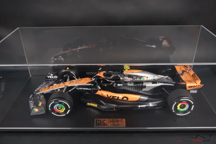 McLaren MCL60 - Lando Norris (2023), Silverstone, 1:8 HC Models McLaren MCL60 - Lando Norris (2023), Silverstone, 1:8 HC Models