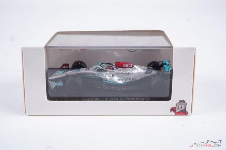 Mercedes W13 - George Russell (2022), 1:64 Spark