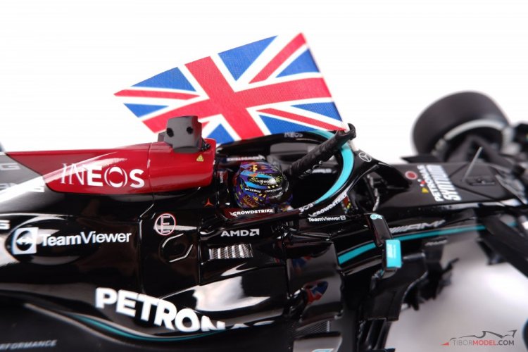 Mercedes W12 - L. Hamilton (2021), 1st British GP, 1:18 Minichamps