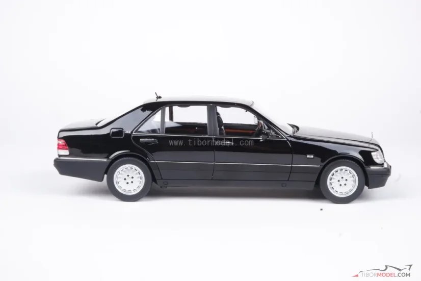 Mercedes S600 (1997) čierny, 1:18 Norev