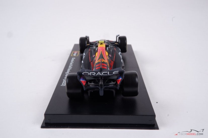 Red Bull RB18 - Sergio Perez (2022), 1:43 BBurago Signature