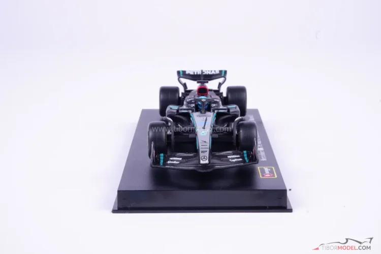 Mercedes W15 - George Russell (2024), 1:43 BBurago Signature