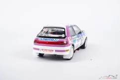 Mazda 323 - Mäkinen/Harjanne (1991) Rally 1000 jazier, 1:18 Ottomobile