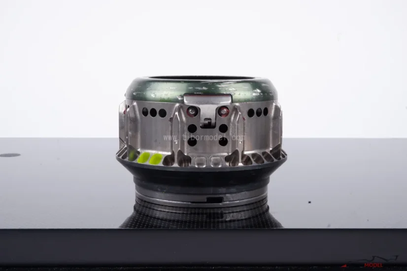 Red Bull RB12 green wheel nut (2016)