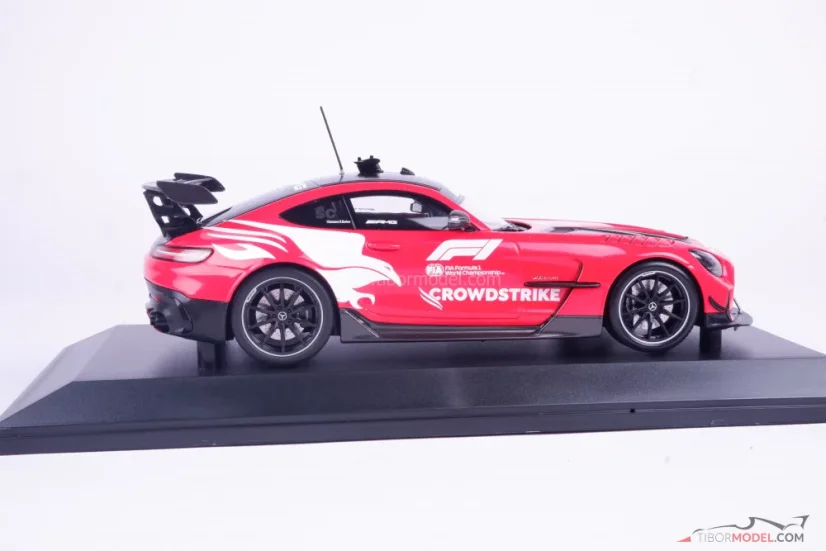 Safety Car Mercedes AMG GT (2022) red, 1:18 Minichamps