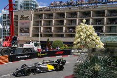 Audi R26 - Gabriel Bortoleto (2026), Monaco-i Nagydíj, 1:43 Minichamps