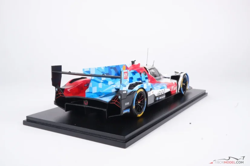 BMW M Hybrid V8 - Vanthoor/Marciello/Magnussen (2025), Le Mans, 1:18 Spark