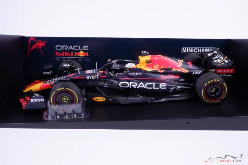 Red Bull RB18 - Max Verstappen (2022), Víťaz Francúzsko, 1:18 Minichamps