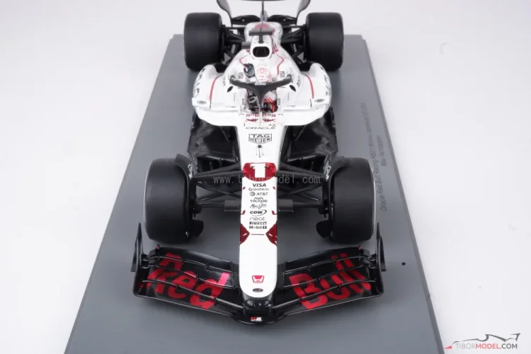 Model Red Bull RB21 Verstappen 2025 Suzuka, 1:18 Spark