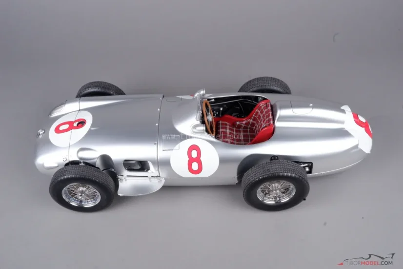 Mercedes W196R - J. M. Fangio (1955) Mistr světa, 1:8 Ixo
