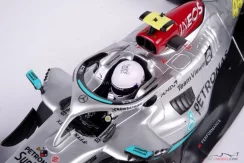 Mercedes W13 - Lewis Hamilton (2022), VC Monaka, 1:18 Minichamps