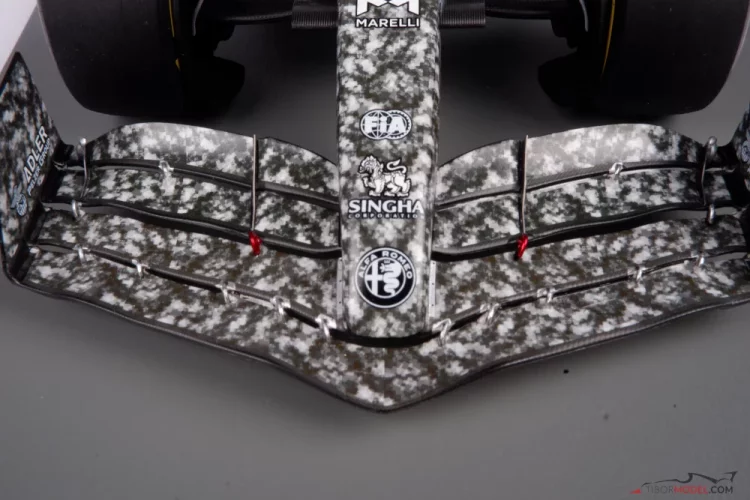 Alfa Romeo C42 - Robert Kubica (2022), predsezónne testy, 1:18 Spark