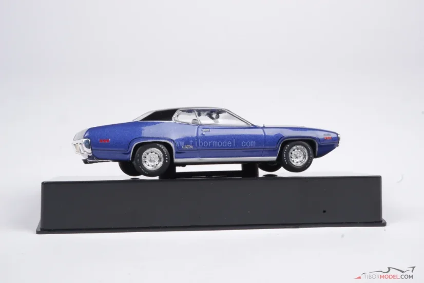 Plymouth GTX (1971) fialový, 1:43 Ixo