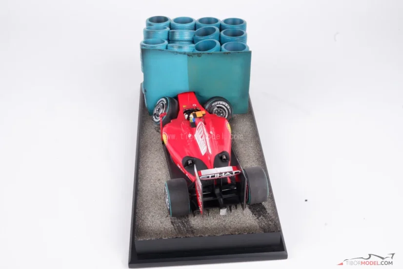 Diorama Ferrari F60 - Felipe Massa nehoda 2009 Hungaroring, 1:18