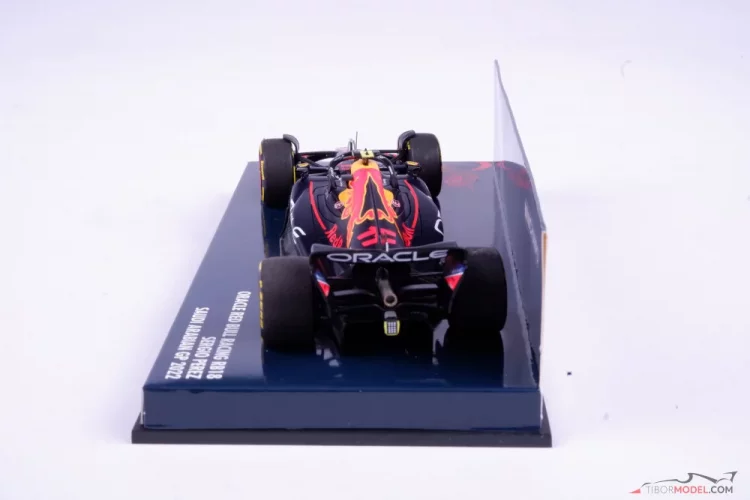 Red Bull RB18 - Sergio Perez (2022), Szaúdi Nagydíj, 1:43 Minichamps