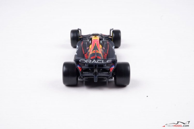 Red Bull RB18 - Max Verstappen (2022), Majster sveta, 1:43 BBurago