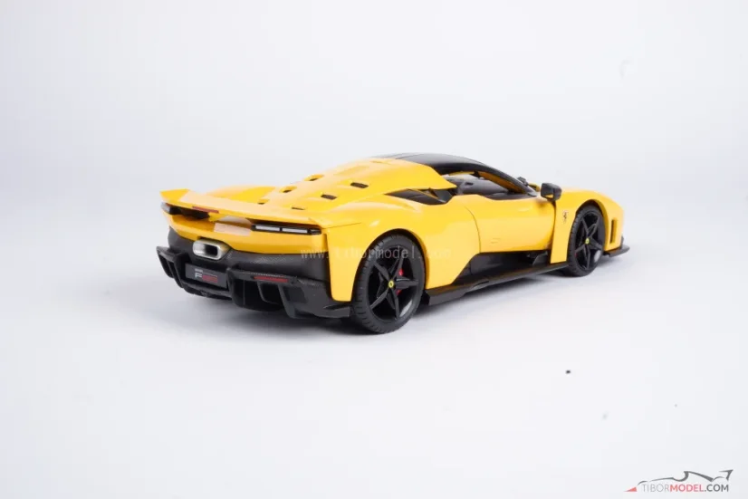 Ferrari F80 (2025) žluté, 1:18 Bburago