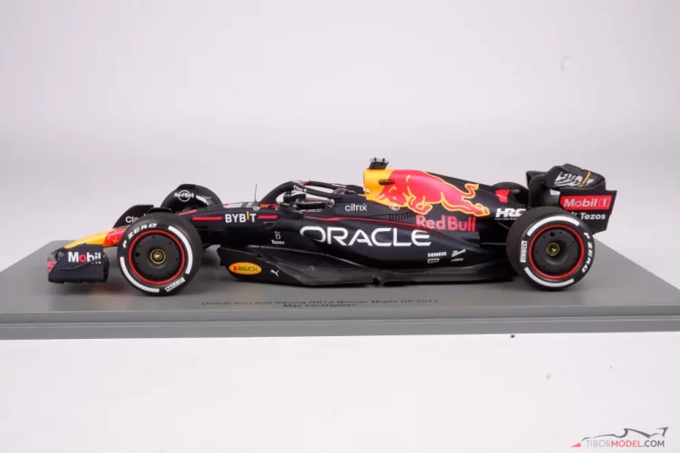 Red Bull RB18 - Max Verstappen (2022), Győztes Miami Nagydíj, 1:18 Spark