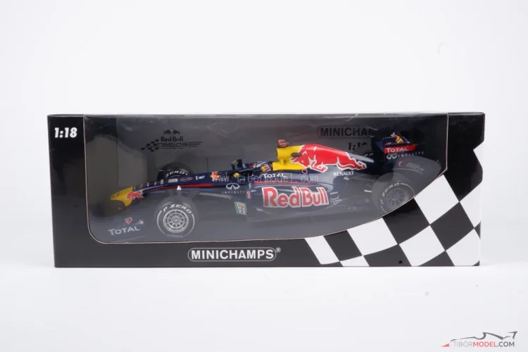 Model car Red Bull RB7 Vettel 2011, 1:18 Minichamps | Tibormodel.com