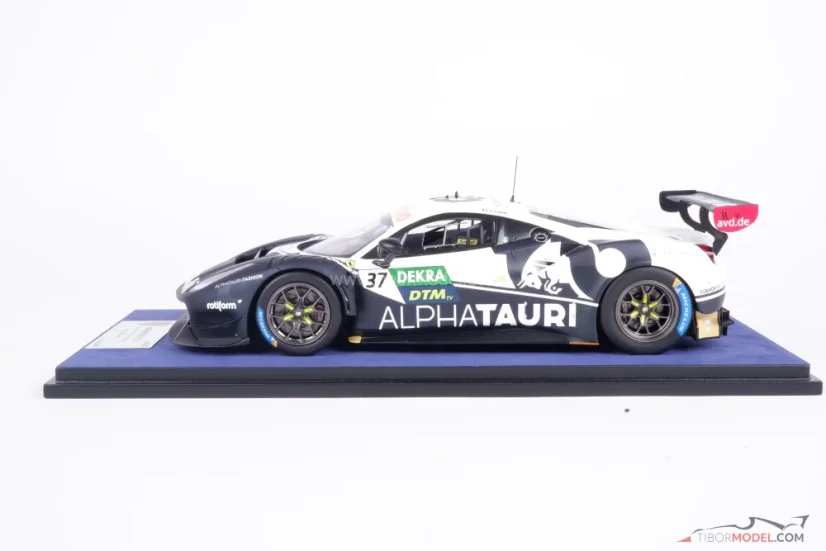 Ferrari 488 GT3 - Sebastien Loeb (2022), DTM, 1:18 Looksmart