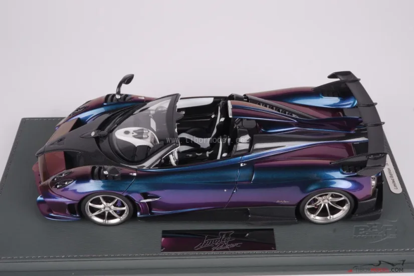 Pagani Imola Roadster (2023) chameleón, 1:18 BBR