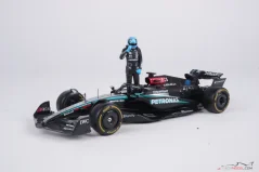 Mercedes W15 - George Russell (2024), s figúrkou, 1:24 Bburago