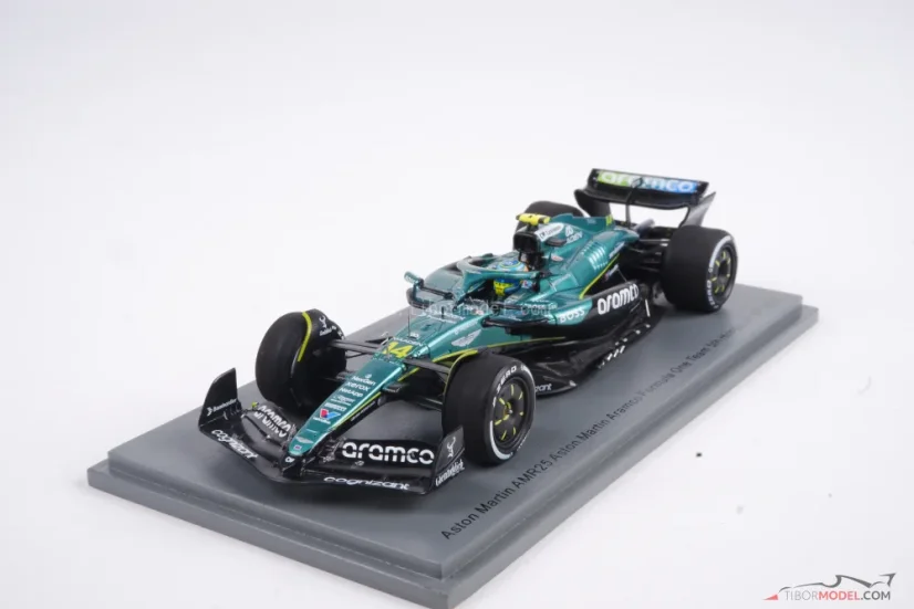 Aston Martin AMR25 - Fernando Alonso (2025), VC Maďarska, 1:43 Spark