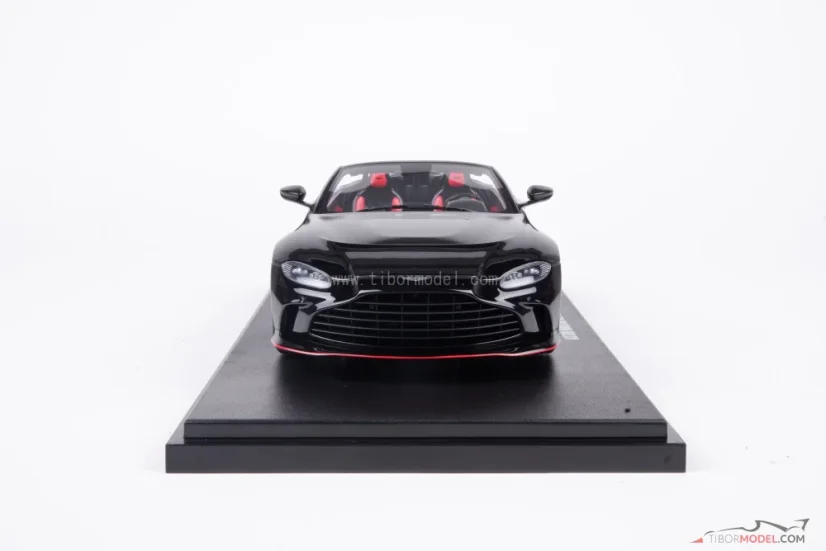 Aston Martin V12 Vantage Roadster (2023) onyx black, 1:18 GT Spirit