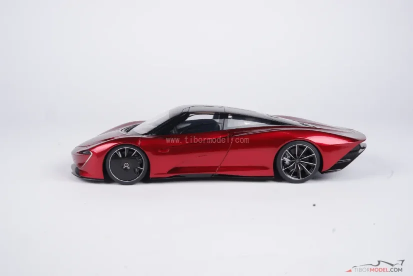 McLaren Speedtail (2020) červený, 1:18 AUTOart