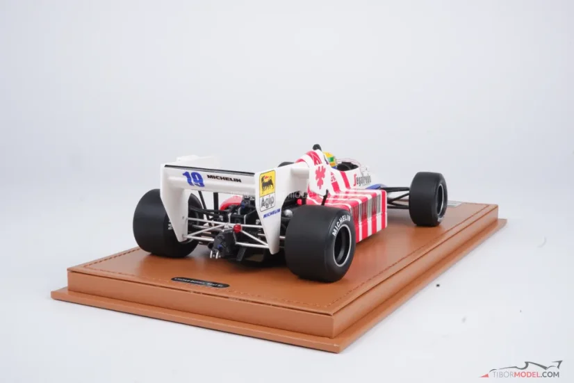 Toleman TG184 - Ayrton Senna (1984), VC Portugalska, s figúrkou pilota 1:18 Tecnomodel