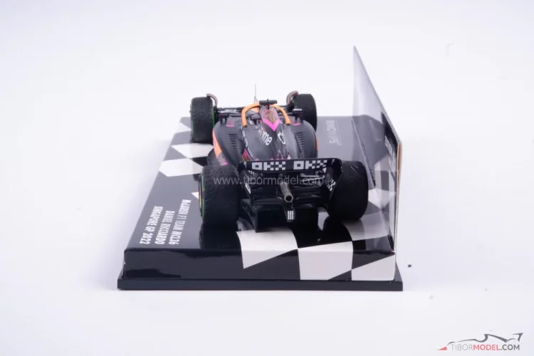 McLaren MCL36 - Daniel Ricciardo (2022), Singapur, 1:43 Minichamps