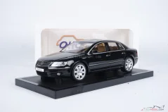 Volkswagen Phaeton W12 (2005) černý, 1:18 Ottomobile