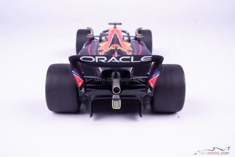 Red Bull RB18 - Max Verstappen (2022), Győztes Olasz Nagydíj, 1:18 Minichamps