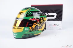 Oscar Piastri 2025 Ausztrál Nagydíj mini sisak, McLaren, 1:2 Bell