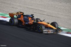 McLaren MCL40 - Oscar Piastri (2026), Japán Nagydíj, 1:43 Minichamps