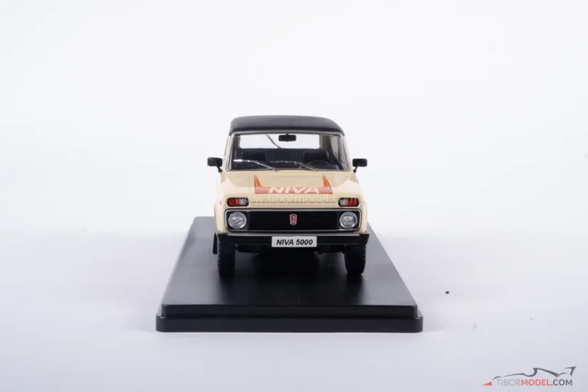 Lada Niva 5000 béžová (1980), 1:24 Whitebox