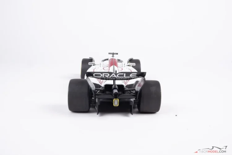 Model car Red Bull RB21 Verstappen Japan Minichamps | Tibormodel.com